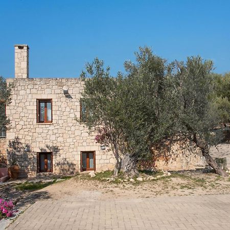 Pyrgos Ralli Estate Guesthouse Aegina Eksteriør billede