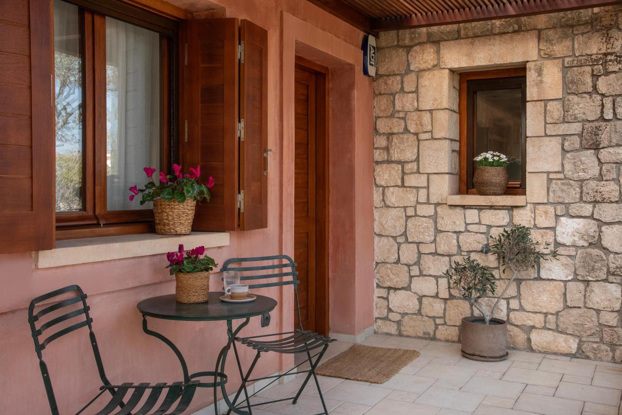 Pyrgos Ralli Estate Guesthouse Aegina Eksteriør billede
