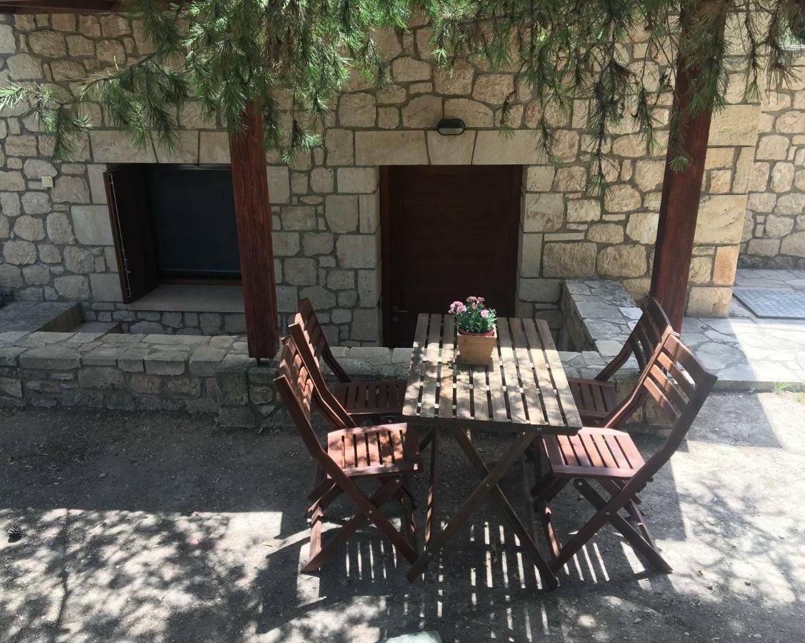 Pyrgos Ralli Estate Guesthouse Aegina Eksteriør billede